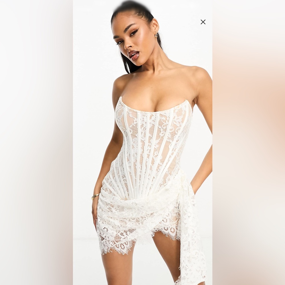 Heiress Lace Corset Mini Dress in Ivory - Picture 2 of 4